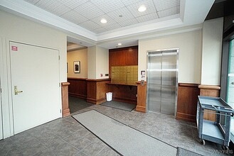 600 Main St in Buffalo, NY - Building Photo - Building Photo