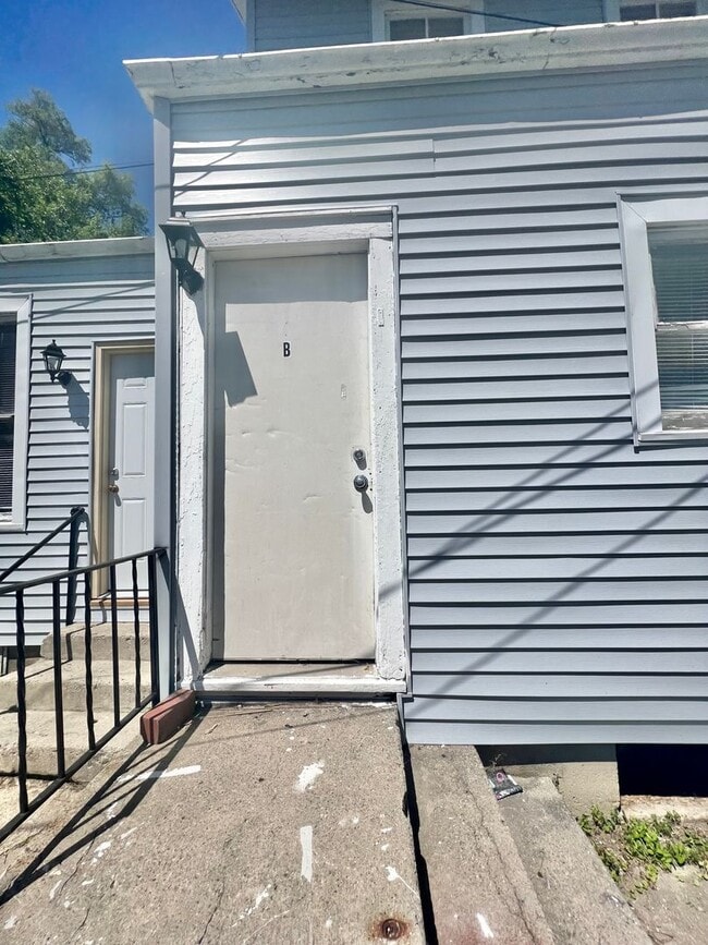 property at 2422 New Haven Ave