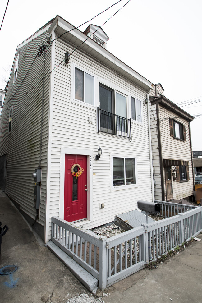 property at 2514 Josephine St