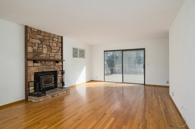 3200 Mulberry Dr in Soquel, CA - Building Photo - Building Photo