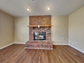12111 Pepperwood Dr in Indianapolis, IN - Building Photo - Building Photo