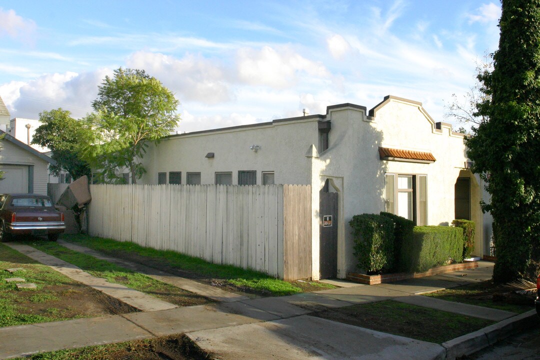 1360 Euclid Ave in Long Beach, CA - Building Photo