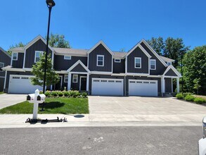333 Maddalena Ln, Unit 333 in Westerville, OH - Building Photo - Building Photo