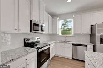 375 S Port Pkwy in Brunswick, GA - Building Photo - Building Photo