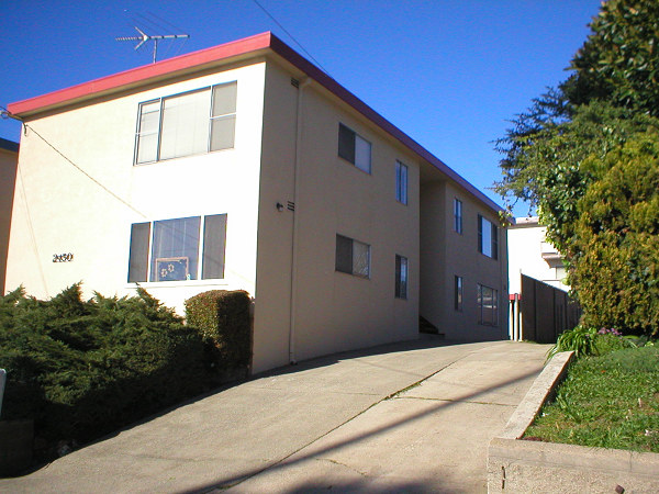 2450 Palmetto St in Oakland, CA - Building Photo - Building Photo