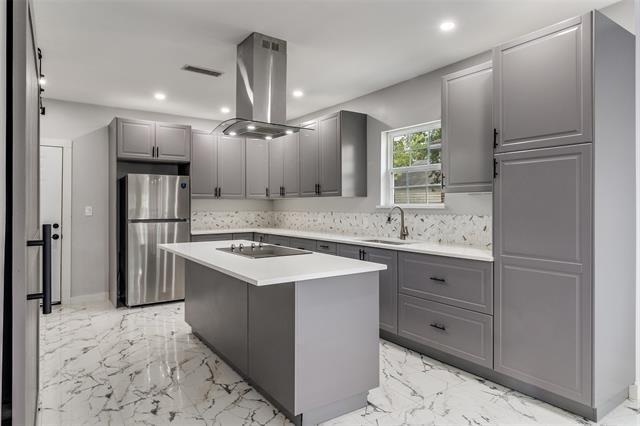 729 S Waverly Dr in Dallas, TX - Building Photo