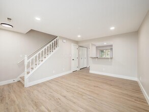 629 Pebble Pl Dr in Delaware, OH - Building Photo - Building Photo