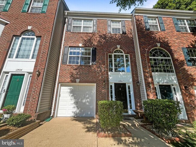 12402 Everest Peak Ln in Woodbridge, VA - Building Photo - Building Photo