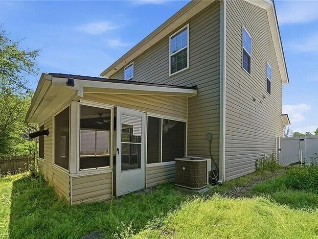 131 Nacoochee Way in Canton, GA - Building Photo - Building Photo