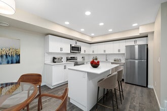 Garrison Green in Edmonton, AB - Building Photo - Building Photo