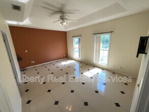 380 Tremain Dr in Hinesville, GA - Foto de edificio - Building Photo