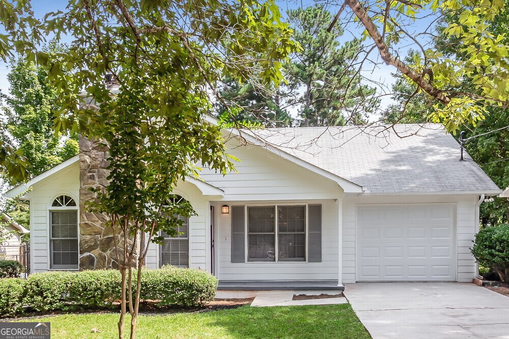 465 Rosehill Dr in Mcdonough, GA - Building Photo