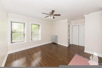 2537 N Seminary Ave in Chicago, IL - Building Photo - Building Photo