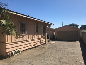 320 Stepney St in Inglewood, CA - Building Photo - Building Photo