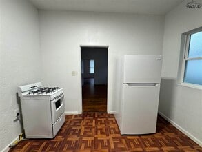 1111 Monroe St in Wichita Falls, TX - Building Photo - Building Photo