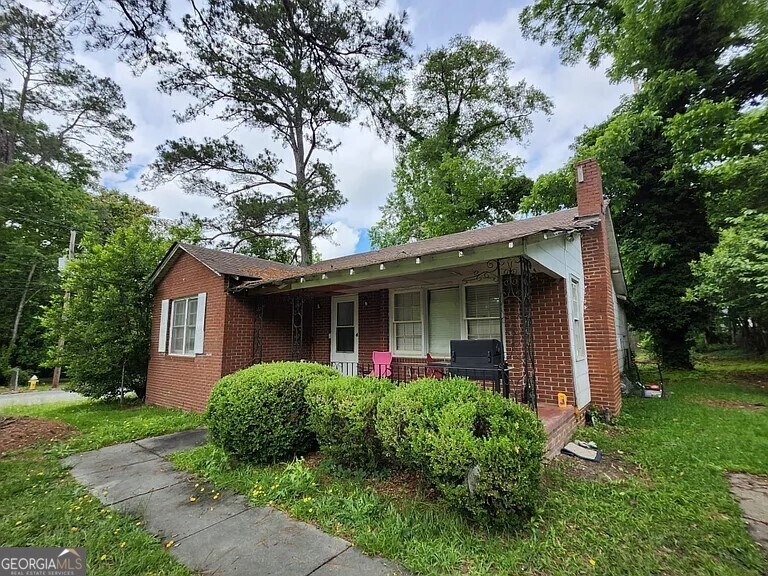 1860 Washburn St in Macon, GA - Building Photo