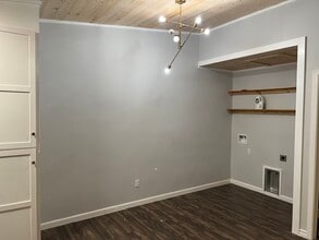 605 N 12th St, Unit Unit 3 in McAllen, TX - Foto de edificio - Building Photo