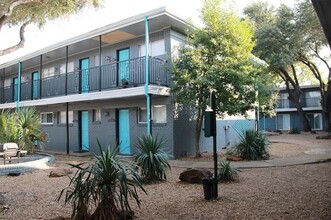 5515 Gaston Ave in Dallas, TX - Building Photo - Building Photo