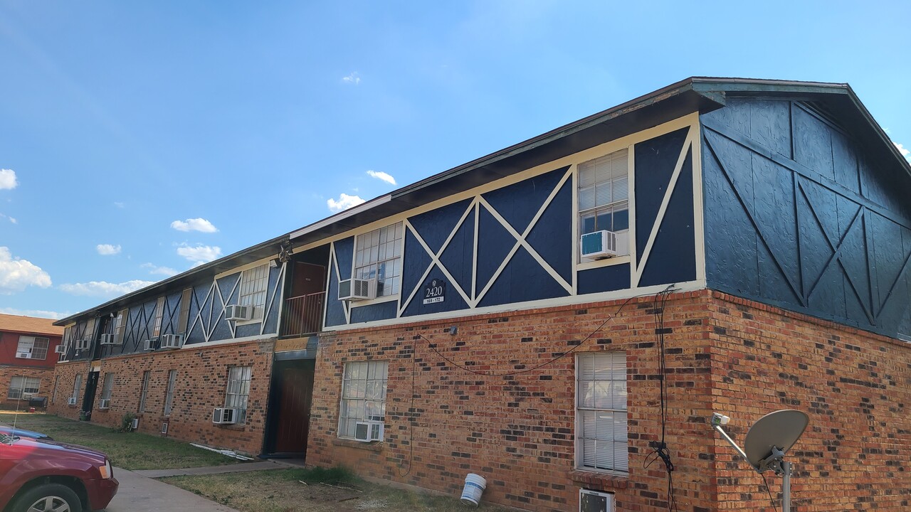 Willow Park Apartments in Abilene, TX - Building Photo