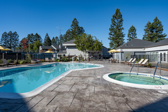 Park Ridge Apartments in Rohnert Park, CA - Building Photo - Other