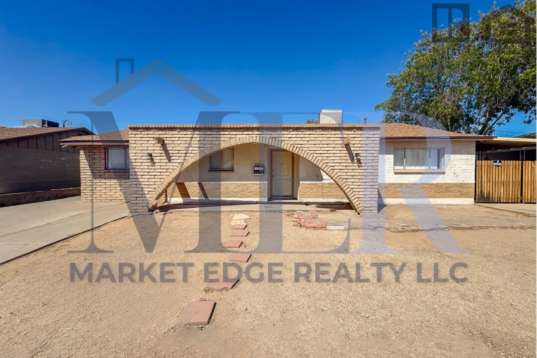 3414 W Cactus Rd in Phoenix, AZ - Building Photo