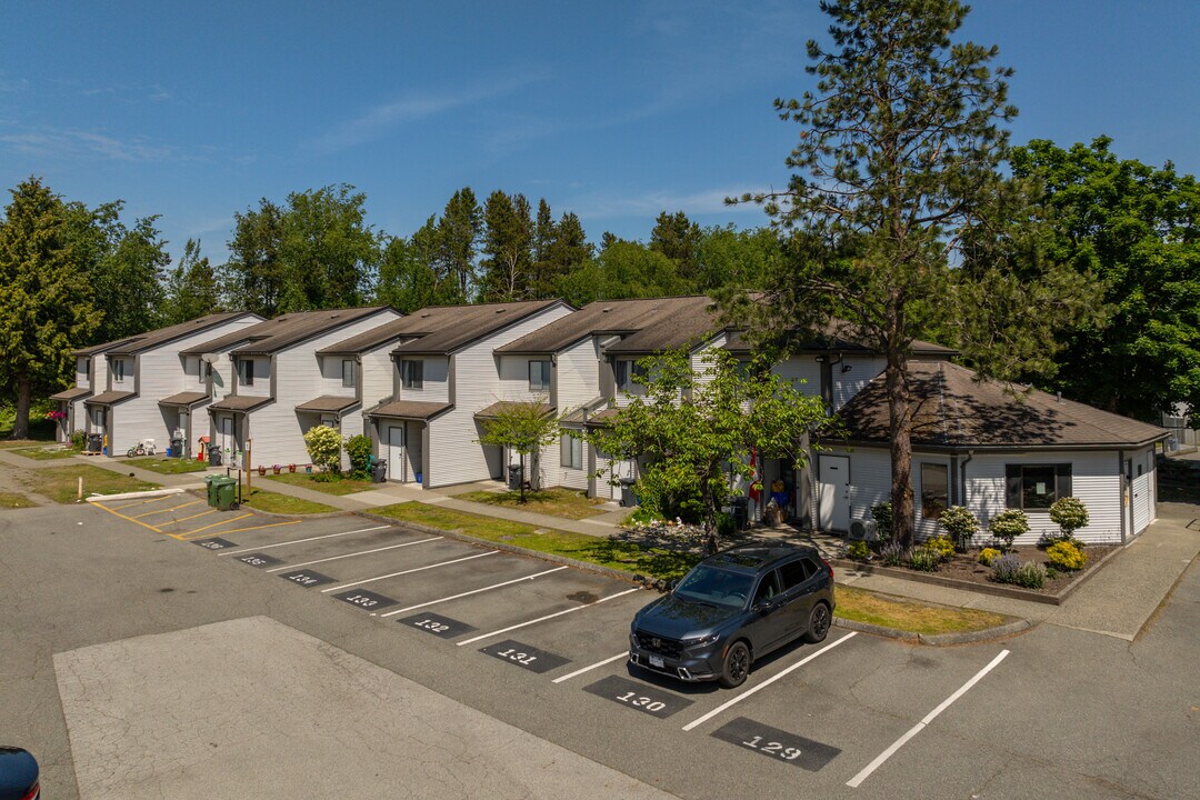 Adelaide Court in Richmond, BC - Building Photo