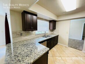 637 Parkwood Ave in Altamonte Springs, FL - Building Photo - Building Photo