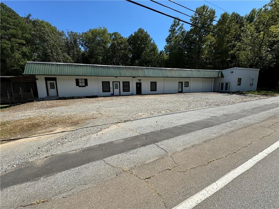 1433 Old Hwy 5 S in Ellijay, GA - Building Photo