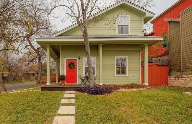 property at 2300 E 9th St