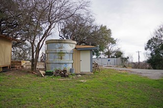 4835 Gus Eckert Rd in San Antonio, TX - Building Photo - Building Photo