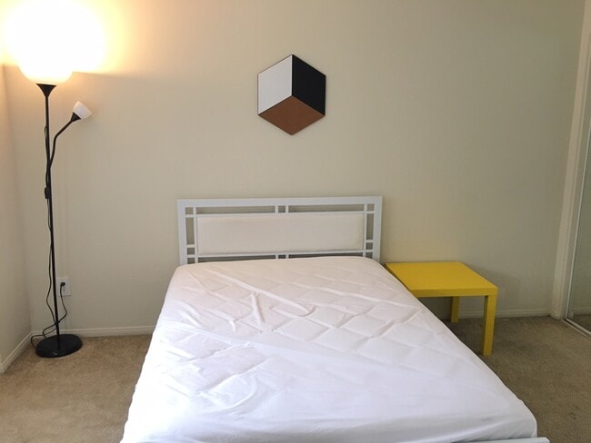 property at 1561 S Barrington Ave