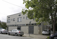 425-427 38th St in Oakland, CA - Foto de edificio - Building Photo