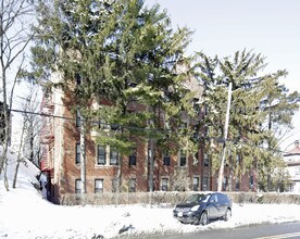153 Park Hill Ave in Yonkers, NY - Foto de edificio - Building Photo