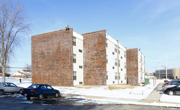 Scottswood Apartments in Aliquippa, PA - Building Photo - Building Photo