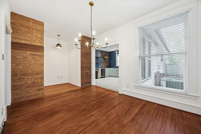 property at 208 E 12th St