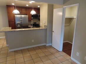 9169 Village Glen Dr in San Diego, CA - Building Photo - Building Photo