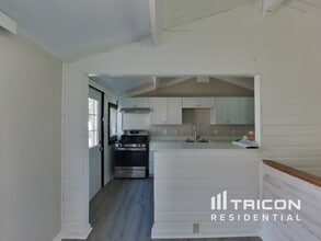 3601 Christine Pl in White Bear Lake, MN - Building Photo - Building Photo