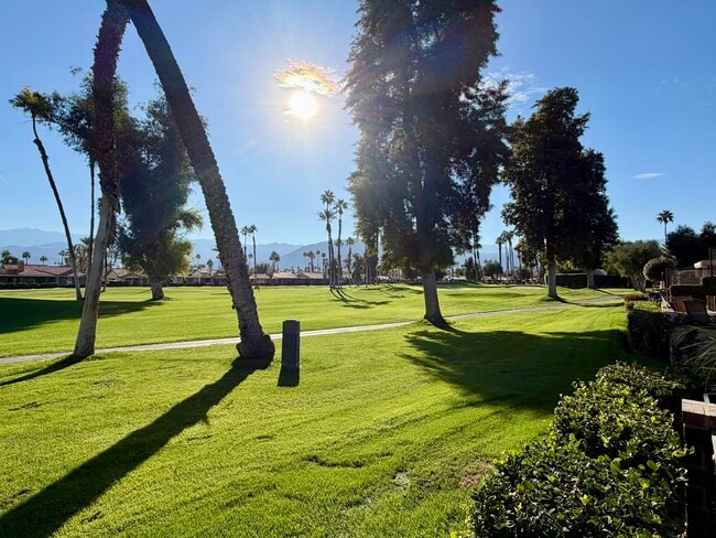 417 Sierra Madre N in Palm Desert, CA - Building Photo - Building Photo