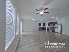 15121 Sora St in Mascotte, FL - Building Photo - Building Photo