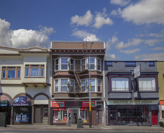 4 Residential Units + 1 Retail Unit