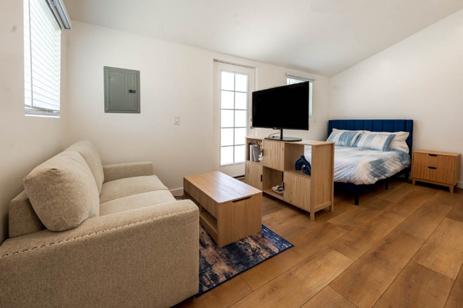 3668 5th Ave in Los Angeles, CA - Building Photo - Building Photo