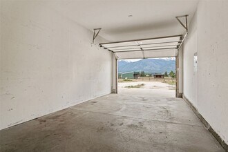 5642-5644 Meadowview Dr N in Florence, MT - Building Photo - Building Photo