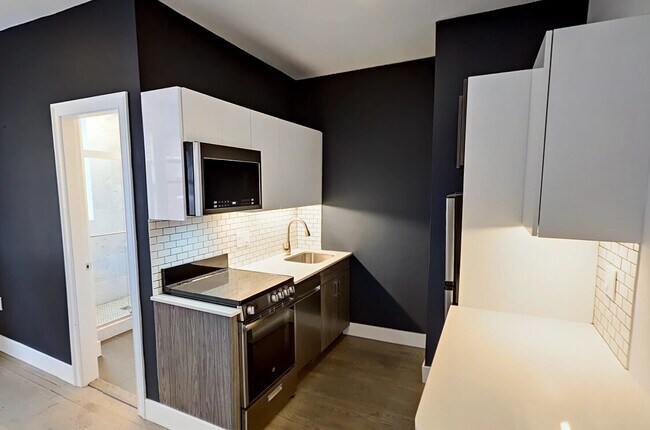 property at 35 Queensberry St