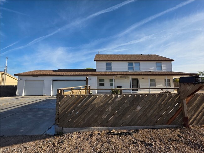 1590 Mustang Dr in Henderson, NV - Building Photo - Building Photo