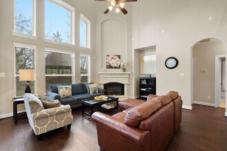 10 Pintuck Pl in Spring, TX - Building Photo - Building Photo