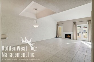 2441 E Rancho Dr in Phoenix, AZ - Foto de edificio - Building Photo