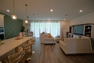12905 Brookside Moss Dr in Riverview, FL - Building Photo - Building Photo