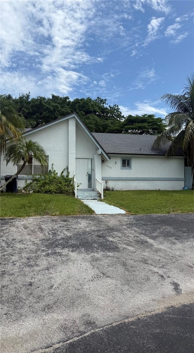 property at 13628 SW 287th Ln