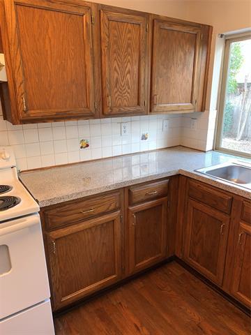 1605 Spanish Trail in Plano, TX - Building Photo - Building Photo