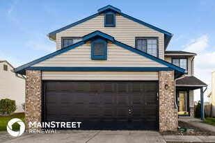 132 Westridge Pl in Greenwood, IN - Building Photo